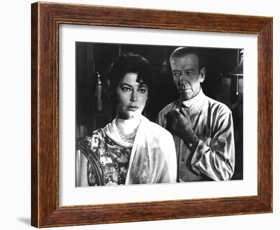 On The Beach, Ava Gardner, Fred Astaire, 1959-null-Framed Photo