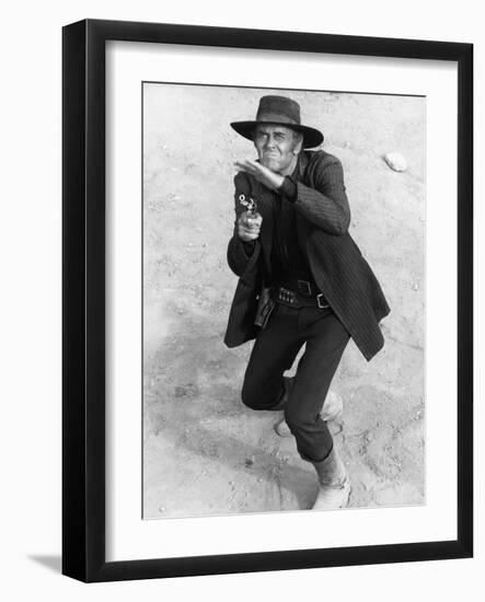 Once Upon a Time in the West, Henry Fonda, 1968-null-Framed Photo