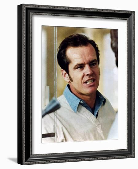 ONE FLEW OVER THE CUCKOO'S NEST, 1975 directed by MILOS FORMAN Jack Nicholson (photo)-null-Framed Photo