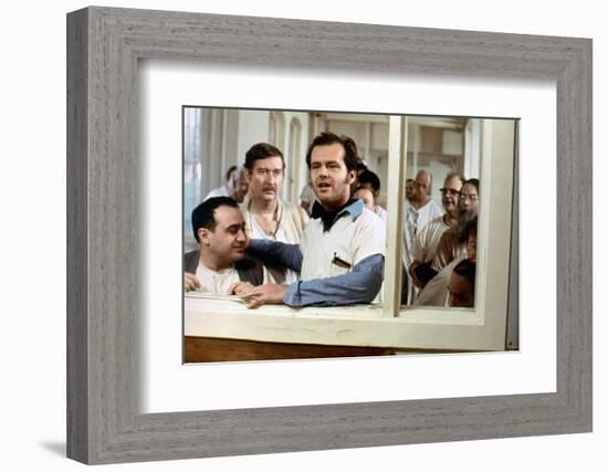 ONE FLEW OVER THE CUCKOO'S NEST, 1975 DIRECTED MILOS FORMAN Danny by Vito and Jack Nicholson (photo-null-Framed Photo
