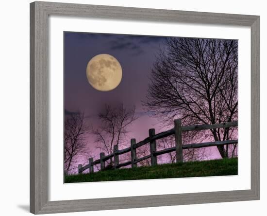 Ont-Jim Crotty-Framed Photographic Print