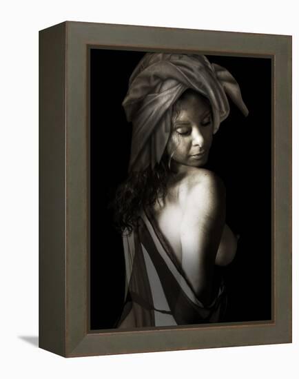 Oondu-Lynne Davies-Framed Premier Image Canvas