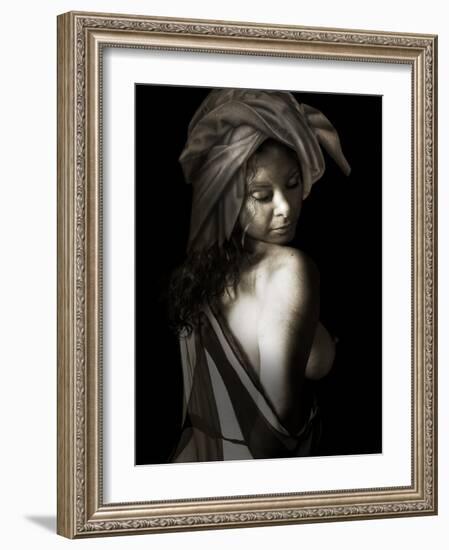 Oondu-Lynne Davies-Framed Photographic Print