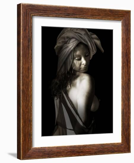 Oondu-Lynne Davies-Framed Photographic Print