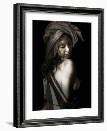 Oondu-Lynne Davies-Framed Photographic Print