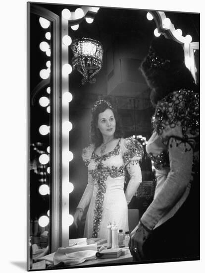 Opera Singer Nadine Connor Posing in Costume-null-Mounted Photographic Print