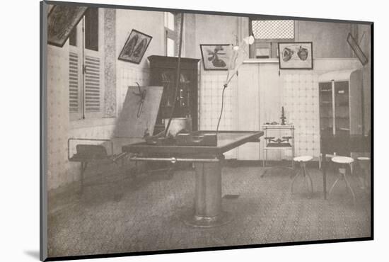 'Operating Room of the Medico-Legal Service', 1914-Unknown-Mounted Photographic Print