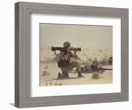 Operation Desert Shield-Associated Press-Framed Photographic Print