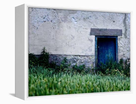 Opportunity Taken-Doug Chinnery-Framed Premier Image Canvas