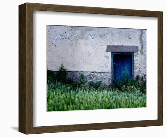 Opportunity Taken-Doug Chinnery-Framed Photographic Print