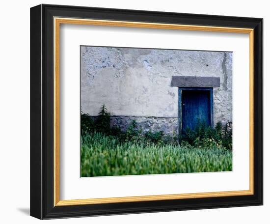 Opportunity Taken-Doug Chinnery-Framed Photographic Print