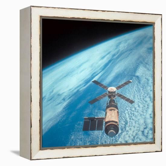 Orbiting Space Laboratory Skylab Aloft Above Earth-null-Framed Premier Image Canvas
