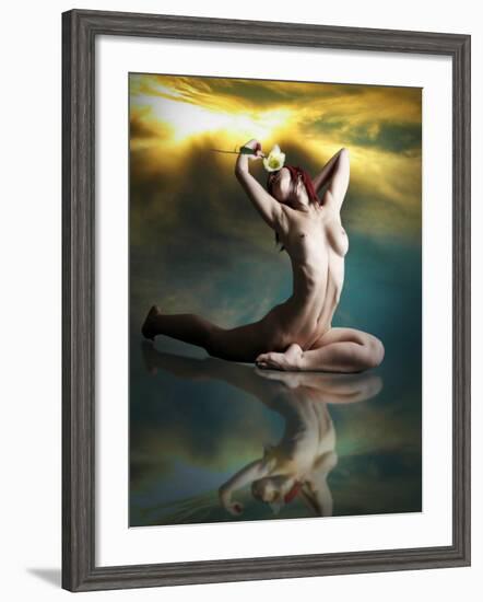 Ore-Lynne Davies-Framed Photographic Print