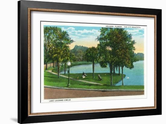 Orlando, Florida - Lake Lucerne Circle Scene-Lantern Press-Framed Art Print