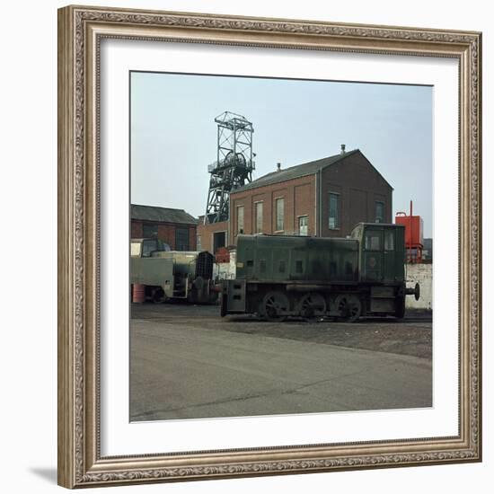 Ormonde Colliery, 1920S-CM Dixon-Framed Photographic Print