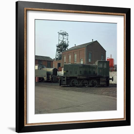 Ormonde Colliery, 1920S-CM Dixon-Framed Photographic Print