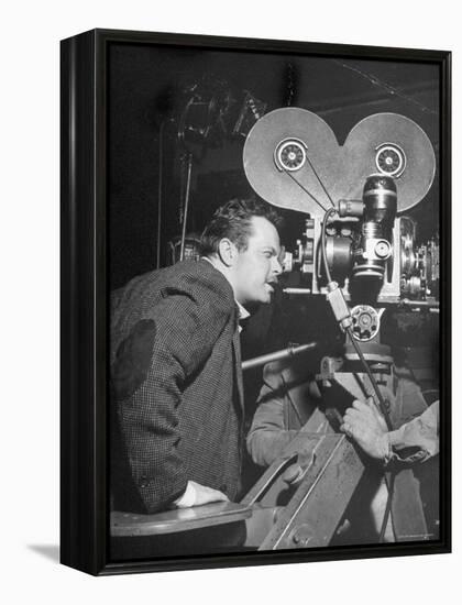 Orson Welles Directs "Around the World"-Al Fenn-Framed Premier Image Canvas