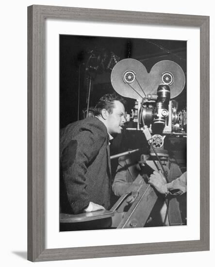 Orson Welles Directs "Around the World"-Al Fenn-Framed Premium Photographic Print