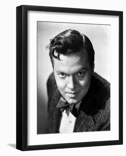 Orson Welles-null-Framed Photo