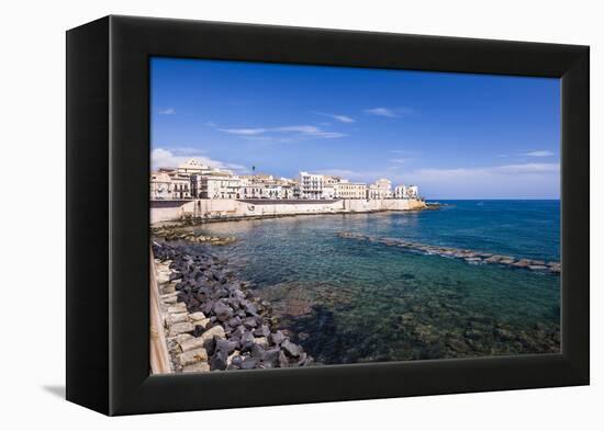 Ortigia Island, Syracuse (Siracusa), Sicily, Italy, Mediterranean, Europe-Matthew Williams-Ellis-Framed Premier Image Canvas