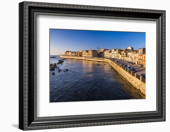 Ortigia (Ortygia) Island at Sunrise, Syracuse (Siracusa), Sicily, Italy, Mediterranean, Europe-Matthew Williams-Ellis-Framed Photographic Print