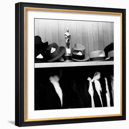 Oscar Awarded to Producer Buddy Adler for the Film "Here to Eternity"-Ed Clark-Framed Photographic Print