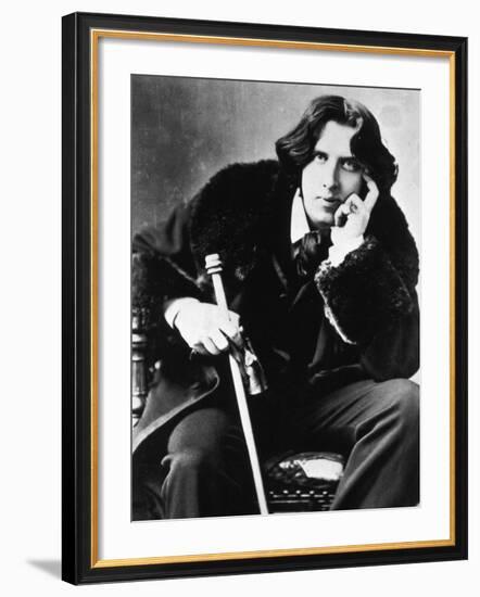 Oscar Wilde, 1882-null-Framed Photographic Print