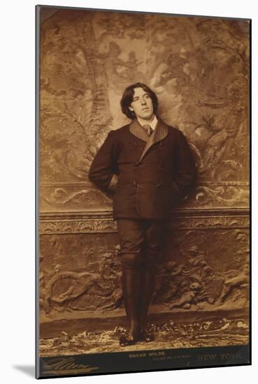 Oscar Wilde, C.1882 (Albumen Print)-Napoleon Sarony-Mounted Giclee Print