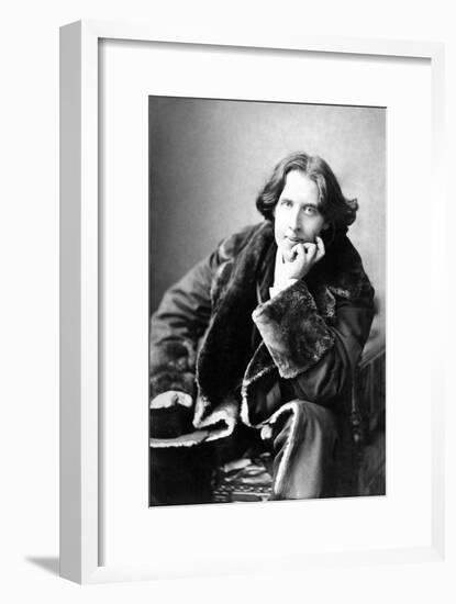 Oscar Wilde in His Favourite Coat, 1882-Napoleon Sarony-Framed Giclee Print