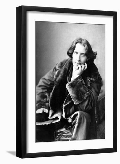 Oscar Wilde in His Favourite Coat, 1882-Napoleon Sarony-Framed Giclee Print