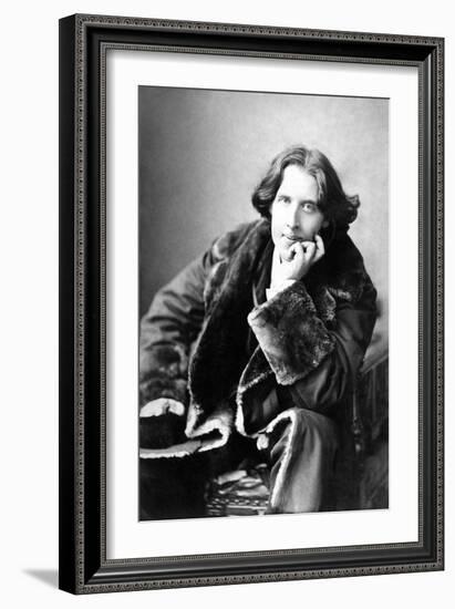 Oscar Wilde in His Favourite Coat, 1882-Napoleon Sarony-Framed Giclee Print