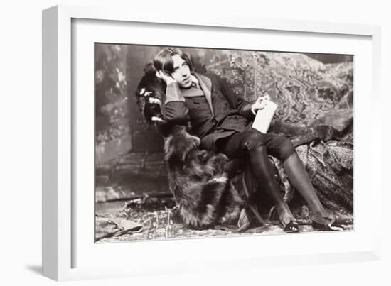 Oscar Wilde-Napoleon Sarony-Framed Photographic Print