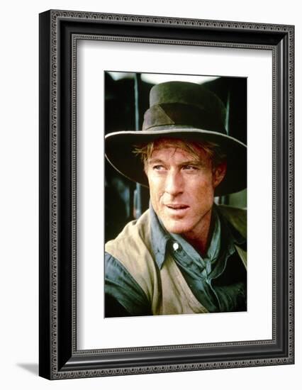 Out of Africa by Sydney Pollack with Robert Redford, 1985 (photo)-null-Framed Photo