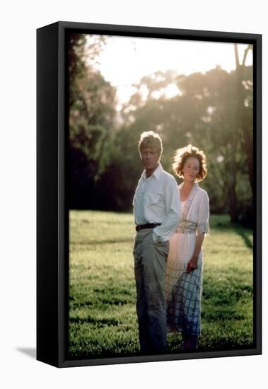 Out of Africa by Sydney Pollack with Robert Redford and Meryl Streep, 1985 (photo)-null-Framed Stretched Canvas