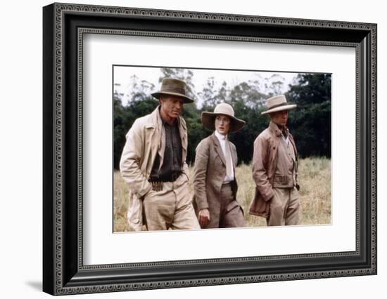 Out of Africa by Sydney Pollack with Robert Redford, Meryl Streep and klaus-Maria Brandauer, 1985 (-null-Framed Photo