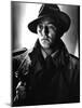 OUT OF THE PAST, 1947 directed by JACQUES TOURNEUR Robert Mitchum (b/w photo)-null-Mounted Photo