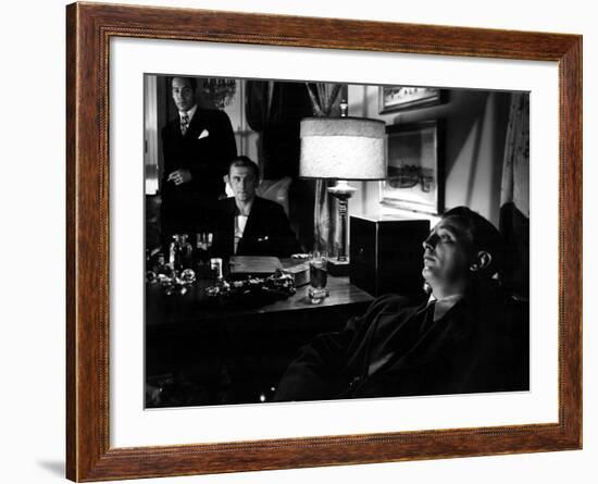 Out Of The Past, Paul Valentine, Kirk Douglas, Robert Mitchum, 1947-null-Framed Photo