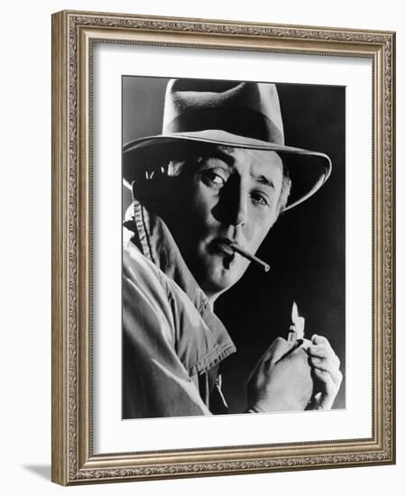 Out of the Past, Robert Mitchum, 1947-null-Framed Photo