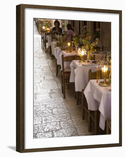 Outdoor cafe in cobblestone alley, Dubrovnik, Dalmatia, Croatia-Merrill Images-Framed Photographic Print