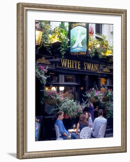 Outdoor Cafe, London, England-Robin Hill-Framed Photographic Print