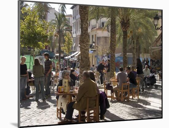 Outdoor Cafe, Plaza Nueva, Granada, Andalucia, Spain-Sheila Terry-Mounted Photographic Print