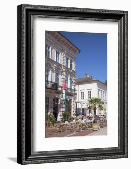 Outdoor Cafes in Klauzal Square, Szeged, Southern Plain, Hungary, Europe-Ian Trower-Framed Photographic Print