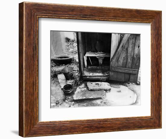 Outdoor Toilet, 1935-Carl Mydans-Framed Photographic Print