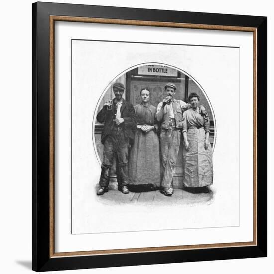 Outside a public house, London, c1903 (1903)-Unknown-Framed Photographic Print