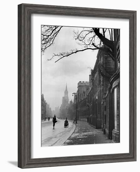 Oxford Street Scene, England-Alfred Eisenstaedt-Framed Photographic Print