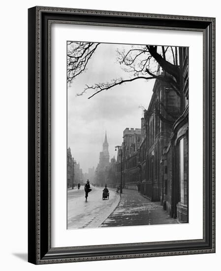 Oxford Street Scene, England-Alfred Eisenstaedt-Framed Photographic Print