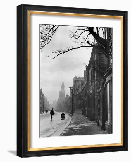 Oxford Street Scene, England-Alfred Eisenstaedt-Framed Photographic Print