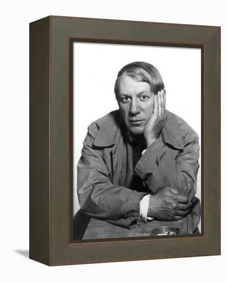 Pablo Picasso (1881-1973)-Man Ray-Framed Premier Image Canvas