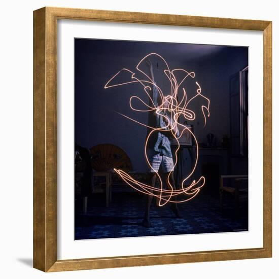 Pablo Picasso Drawing an Image Using a Light Pen-Gjon Mili-Framed Premium Photographic Print