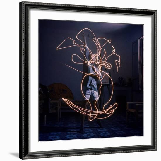 Pablo Picasso Drawing an Image Using a Light Pen-Gjon Mili-Framed Premium Photographic Print